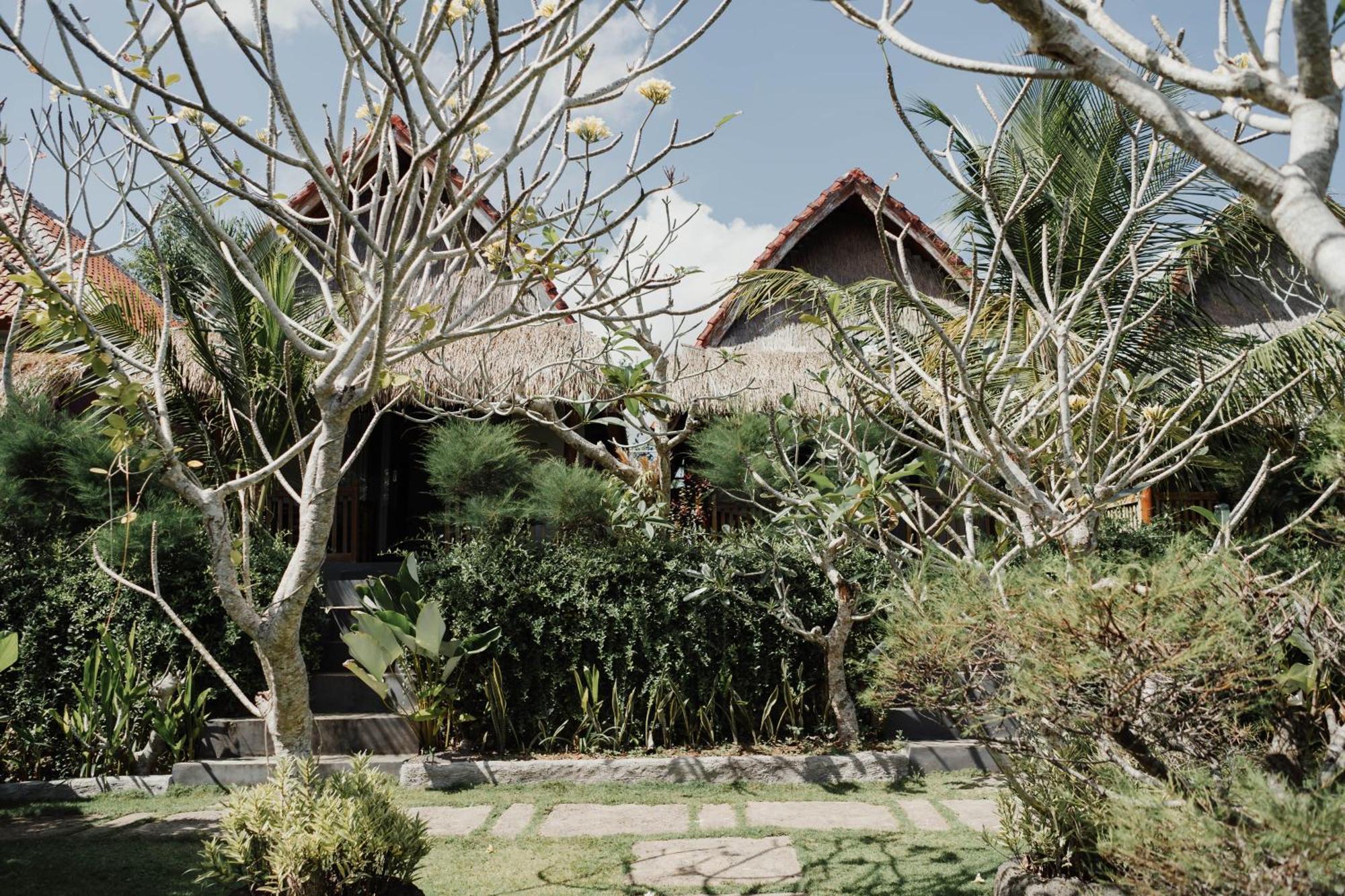 Temeling Jungle Inn Batumadeg Exterior photo