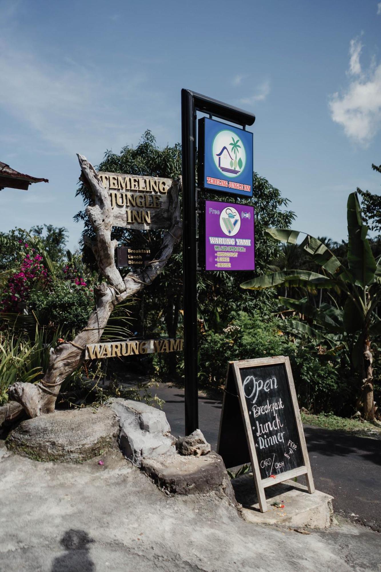 Temeling Jungle Inn Batumadeg Exterior photo